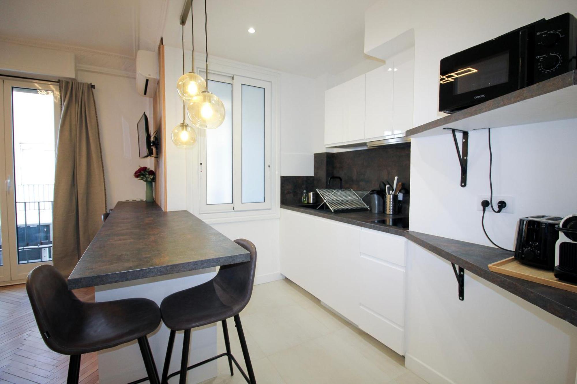 Clemenceau 2 Confortable Clim Et Dressing Proche Gare Appartamento